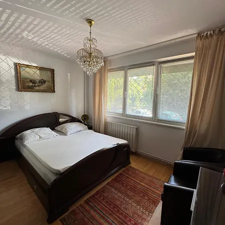 Apartmán 2 Bedrooms In Cismigiu Area - The Real Center Of The Bukurešť