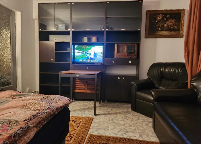 2 Bedrooms In Cismigiu Area - The Real Center Of The * 부쿠레슈티