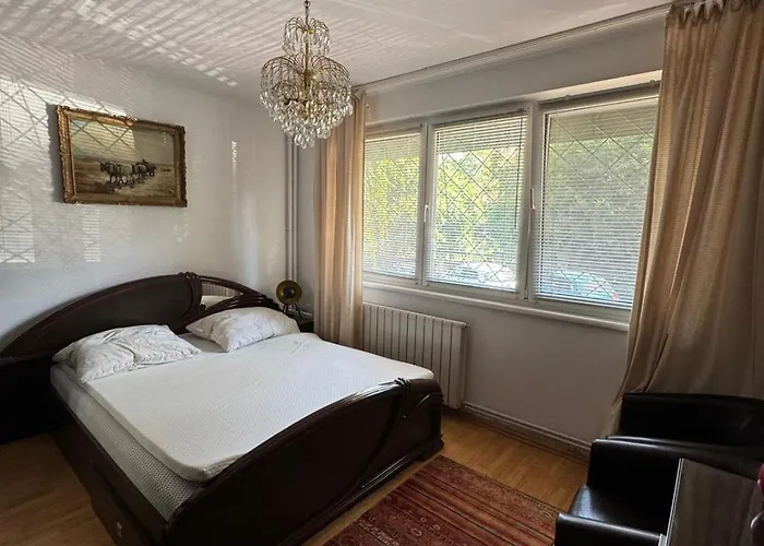 아파트 2 Bedrooms In Cismigiu Area - The Real Center Of The 부쿠레슈티