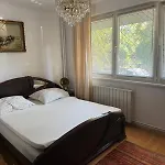 2 Bedrooms In Cismigiu Area - The Real Center Of The Bucarest