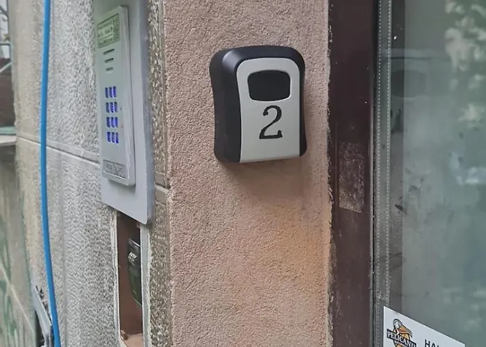 2 Bedrooms In Cismigiu Area - The Real Center Of The 布加勒斯特